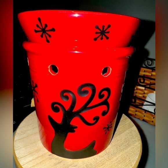 SCENTSY WAX WARMER "PRANCER" - Picture 1 of 4